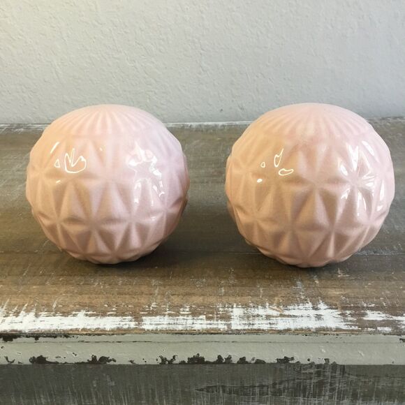 4” Ceramic pink orb decor with triangular geometric pattern - Picture 1 of 2